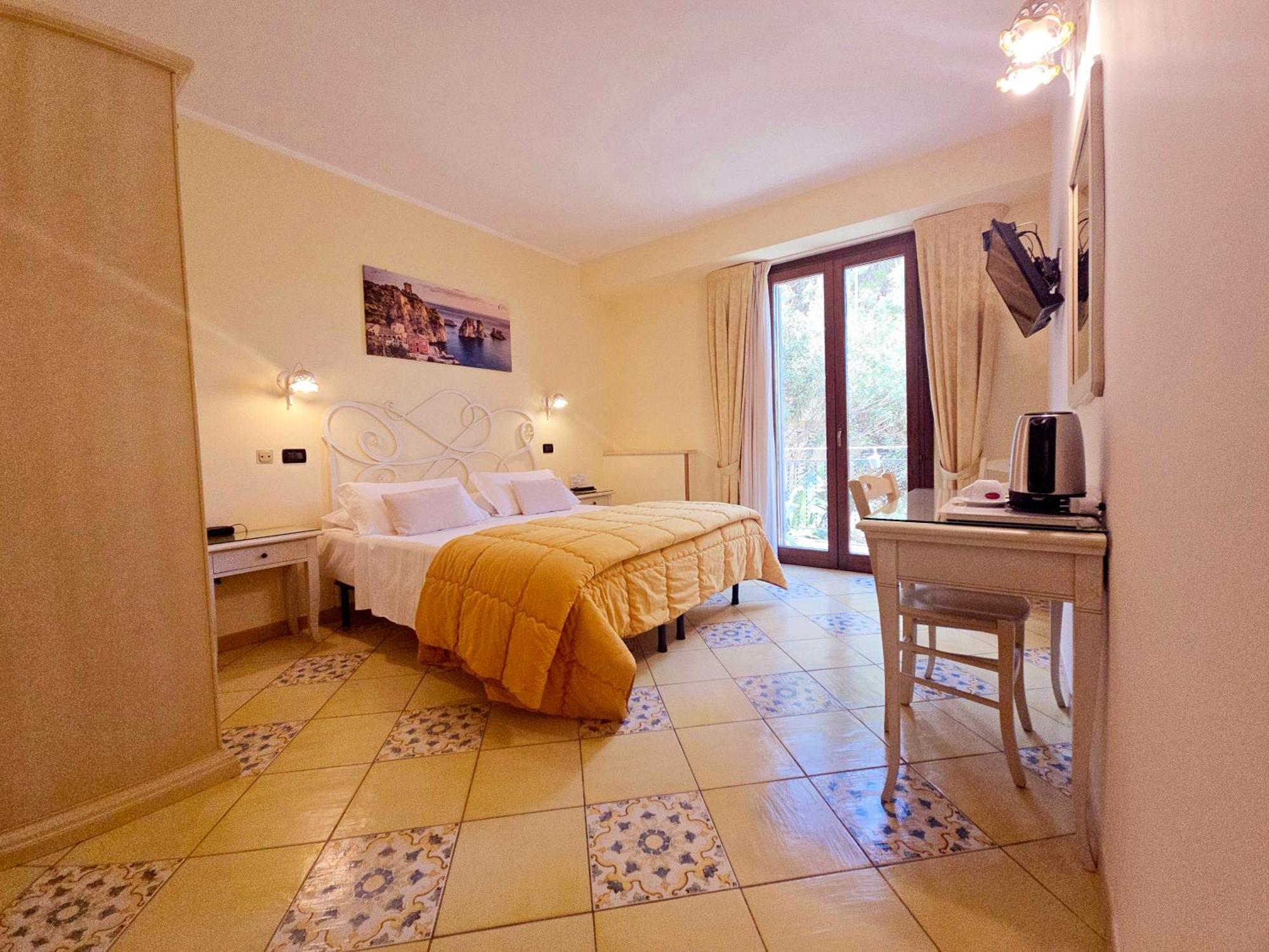 Hotel Cala Marina Castellammare del Golfo Εξωτερικό φωτογραφία